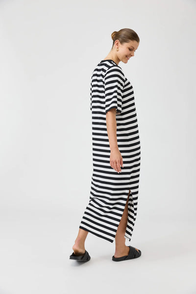 STUDIO STRIPE TSHIRT DRESS - EBONY