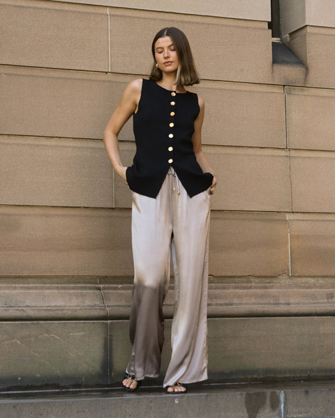 Front Split Knit Vest