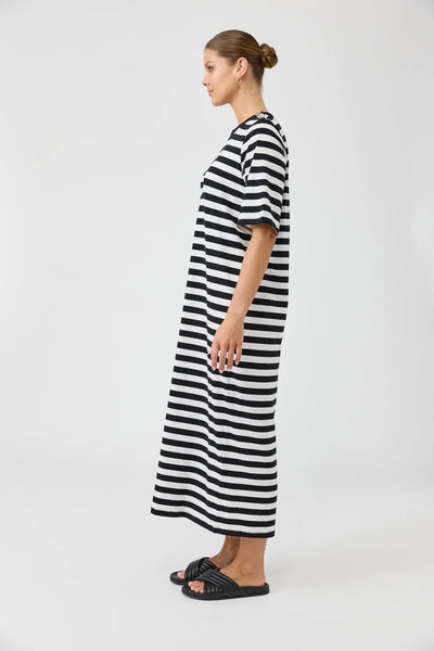 STUDIO STRIPE TSHIRT DRESS - EBONY