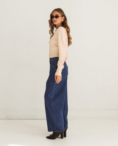Indigo Barrel-Leg Jeans