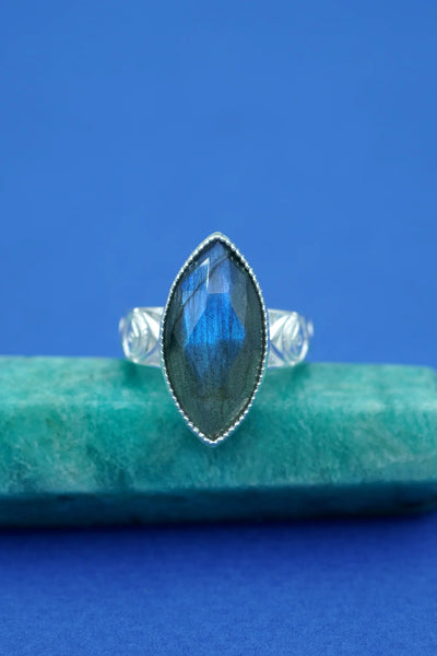 THIRD EYE RING - SILVER