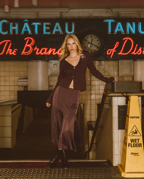 CHOCOLATE GOLD-BUTTON CARDIGAN