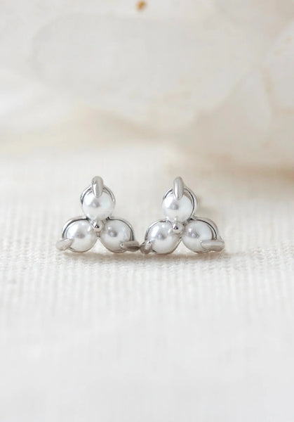BIRTHSTONE STUDS- June/Pearl