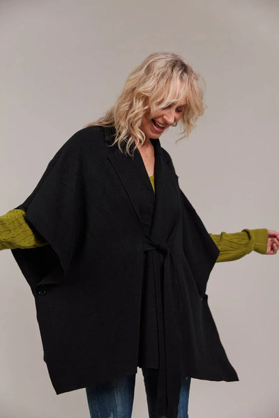 PALMER KNIT CAPE - BLACK