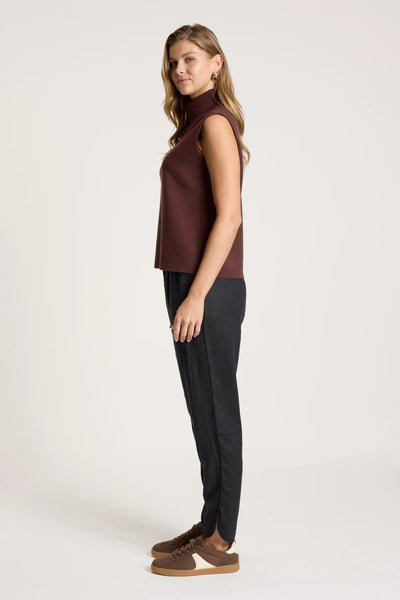 ZALA KNIT VEST - MAHOGANY