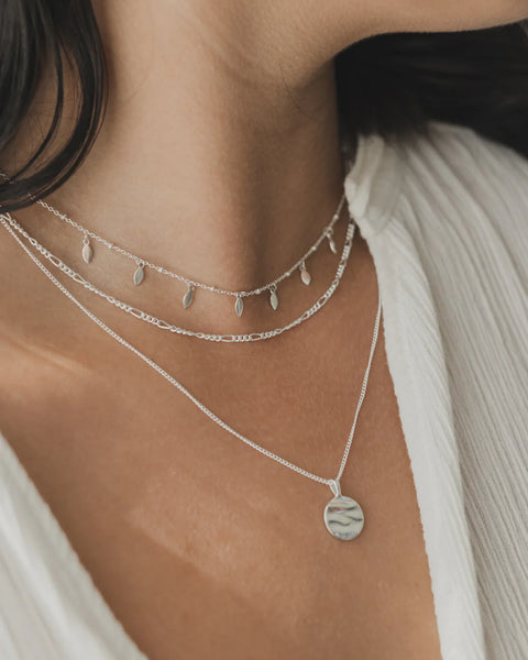 ISLA CIRCLE NECKLACE- SILVER