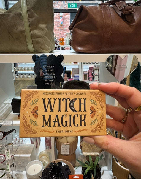 Witch Magick Oracle Cards – Fiona Horne